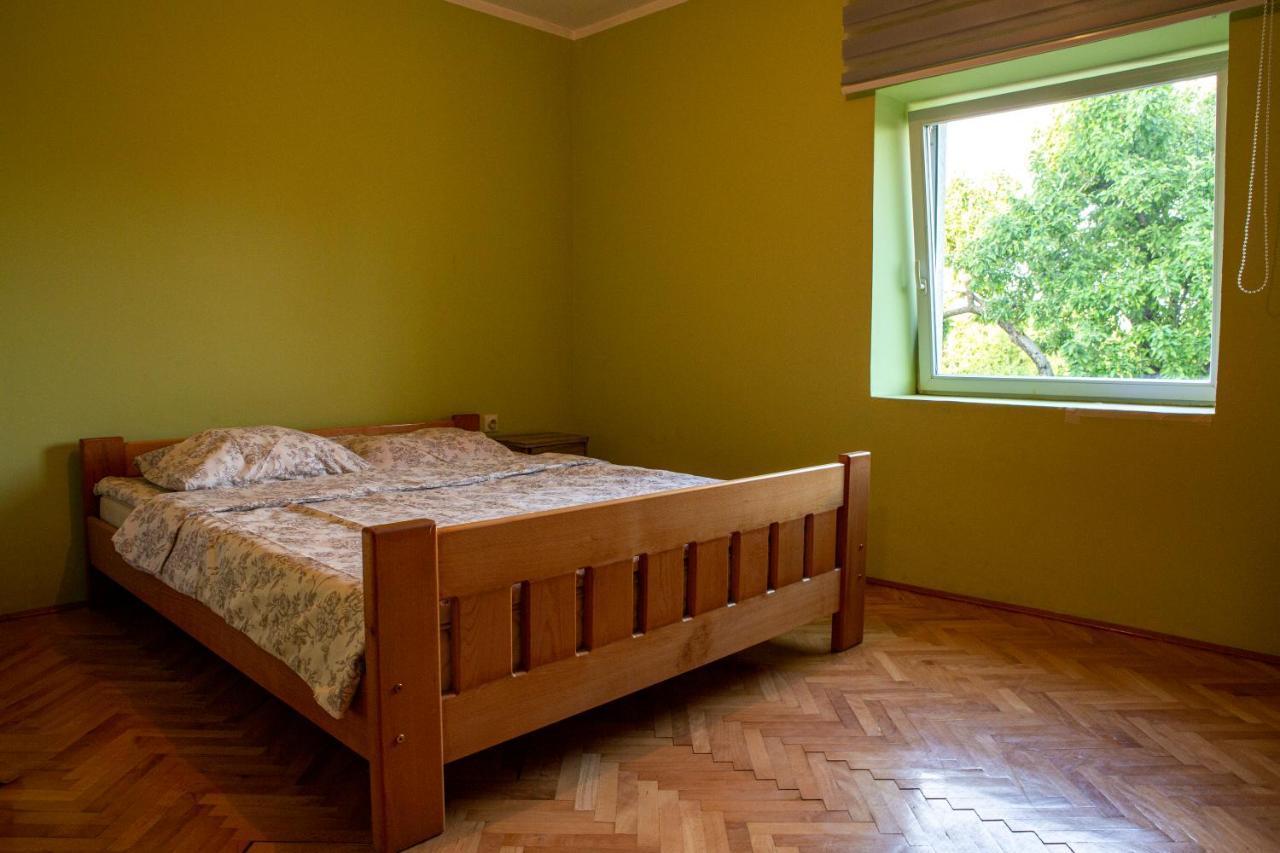 Pensjonat Gazdinstvo Tadic Nikšić Zewnętrze zdjęcie